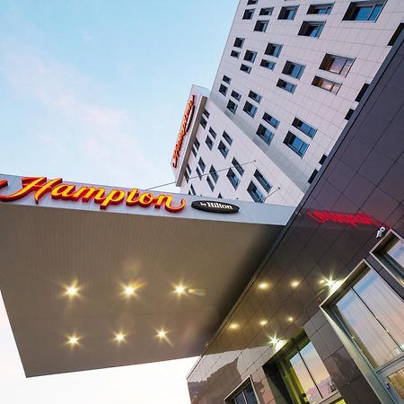 Hotel Hampton By Hilton Ufa Exteriér fotografie